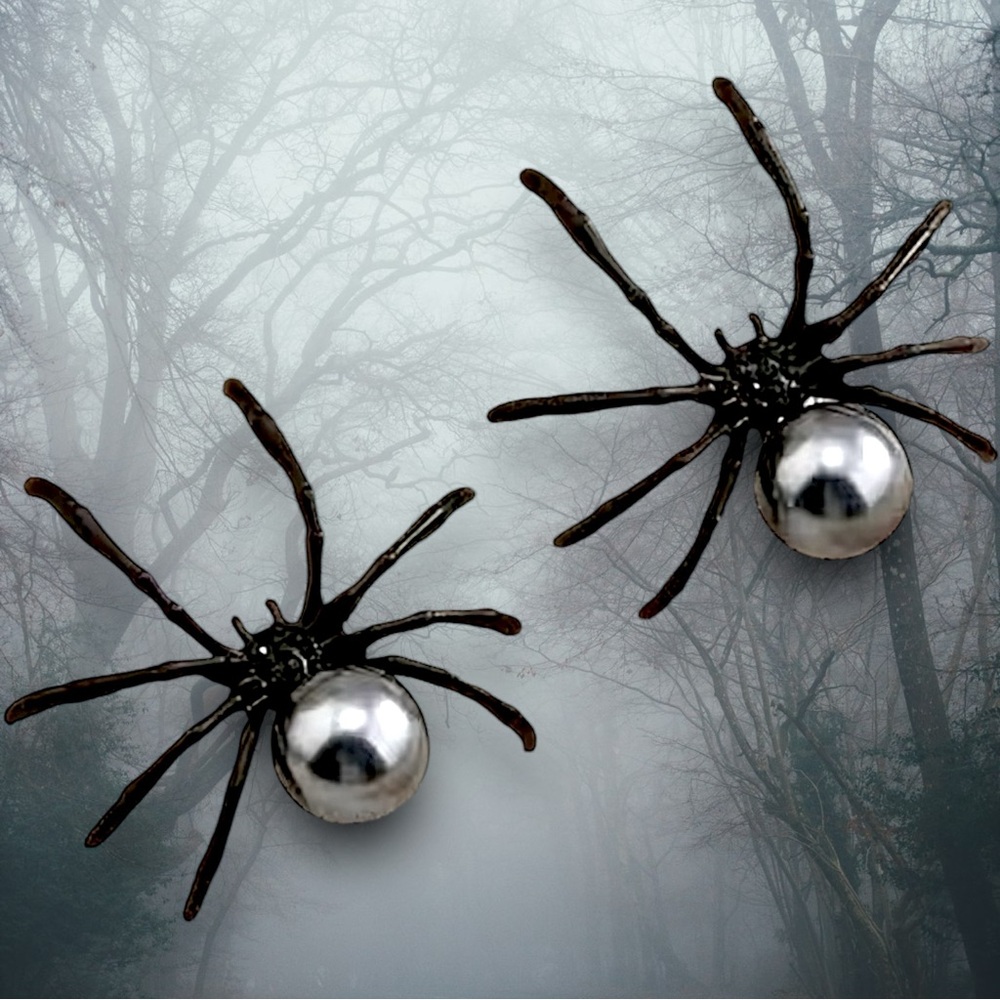Black Spider Earrings with faux Pearl new with tags